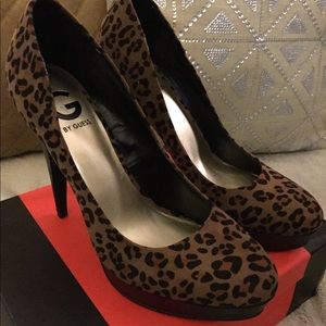 Guess Light Natural Leopard Platforms